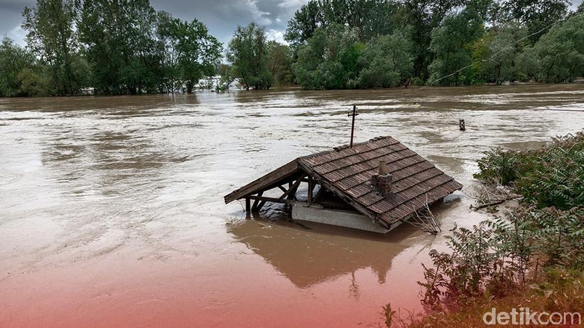 Sistem drainase modern untuk pencegahan banjir